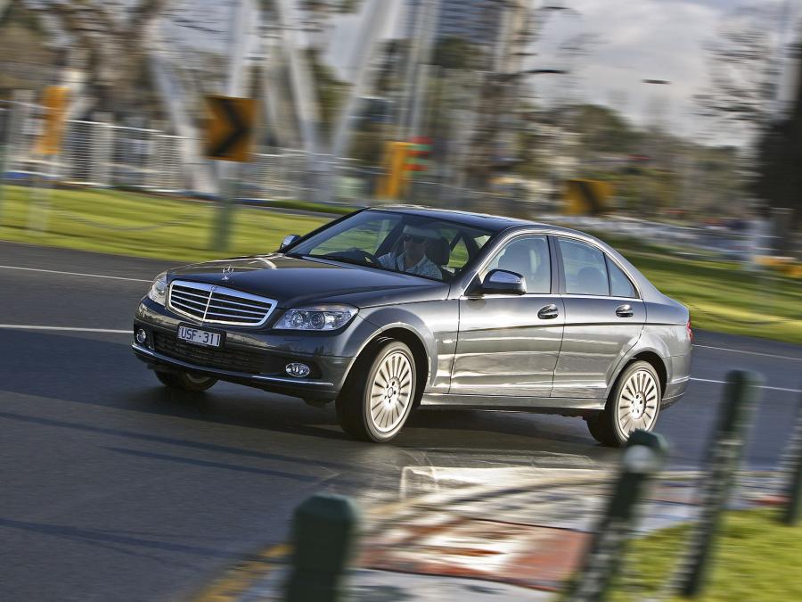  Mercedes-Benz C220 CDI )AU) 2007 года  (фото 6 из 15)